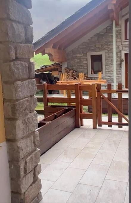Petit Bijou - Corbet - Monolocale Con Divano Letto In Soggiorno - Massimo 3 Persone تشامبولوك المظهر الخارجي الصورة